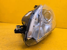 Laden Sie das Bild in den Galerie-Viewer, Frontscheinwerfer Mercedes-Benz W204 A2049062304 Xenon Links Headlight SCH2643557013zb