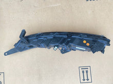 Laden Sie das Bild in den Galerie-Viewer, Frontscheinwerfer Mitsubishi Eclipse Cross I EDM92206010 EDM922-05010 LED Rechts SCH2644336917ww