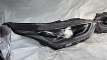 Load image into Gallery viewer, Frontscheinwerfer Kia Ceed J79211-11010 Links Scheinwerfer Headlight SCH2647578323ss