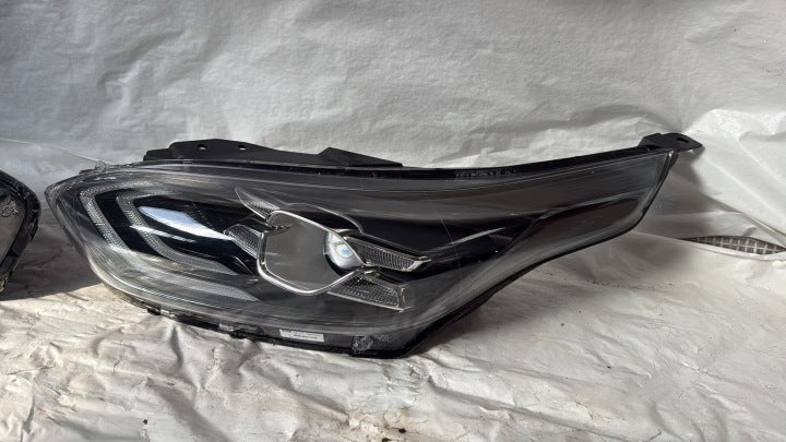 Frontscheinwerfer Kia Ceed J79211-11010 Links Scheinwerfer Headlight SCH2647578323ss