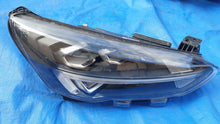 Laden Sie das Bild in den Galerie-Viewer, Frontscheinwerfer Ford Focus MX7B-13E014-EB Rechts Scheinwerfer Headlight SCH2651188261vo