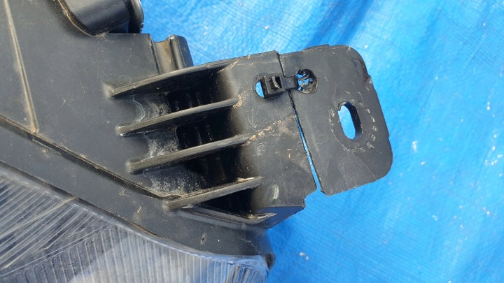 Frontscheinwerfer Ford Focus MX7B-13E014-EB Rechts Scheinwerfer Headlight SCH2651188261vo
