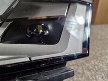 Load image into Gallery viewer, Frontscheinwerfer BMW IX 5A3CEA2 Laser Rechts Scheinwerfer Headlight SCH2659830911jh