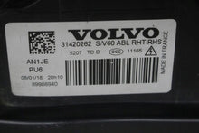 Laden Sie das Bild in den Galerie-Viewer, Frontscheinwerfer Volvo V60 I S60 31420262 Rechts Scheinwerfer Headlight SCH2666904418kl
