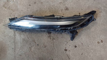 Laden Sie das Bild in den Galerie-Viewer, Frontscheinwerfer Nissan Juke 6I58FDG6 Links Scheinwerfer Headlight SCH2669791046cc