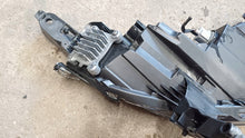 Laden Sie das Bild in den Galerie-Viewer, Frontscheinwerfer Nissan Juke 6I58FDG6 Links Scheinwerfer Headlight SCH2669791046cc
