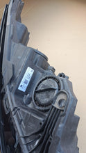 Laden Sie das Bild in den Galerie-Viewer, Frontscheinwerfer Opel Astra 39158006 Rechts Scheinwerfer Headlight SCH2673253529kz