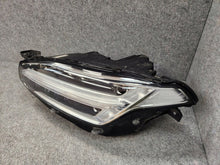 Laden Sie das Bild in den Galerie-Viewer, Frontscheinwerfer Volvo Xc90 II 31655807 LED Links Scheinwerfer Headlight SCH2674187133gk