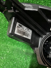 Laden Sie das Bild in den Galerie-Viewer, Frontscheinwerfer Ford Kuga GV41-13D155-EG Xenon Links Scheinwerfer Headlight SCH2678962597la