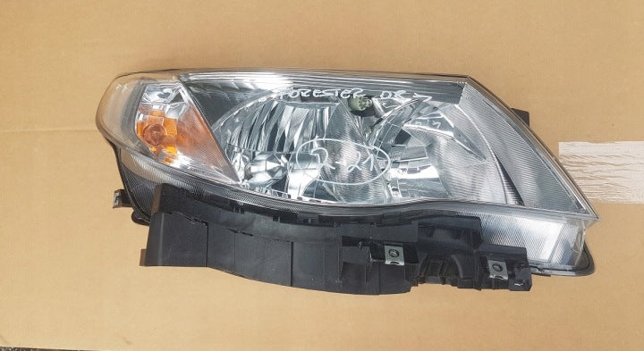 Frontscheinwerfer Subaru Forester 12378 Rechts Scheinwerfer Headlight SCH2680069499nn