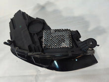 Laden Sie das Bild in den Galerie-Viewer, Frontscheinwerfer Audi A4 8W0941035J LED Links Scheinwerfer Headlight SCH2681129887ta