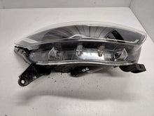 Load image into Gallery viewer, Frontscheinwerfer Renault Captur I 260107244R Rechts Scheinwerfer Headlight SCH2681706356gj