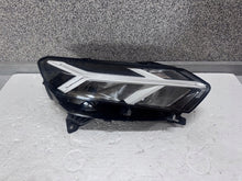 Laden Sie das Bild in den Galerie-Viewer, Frontscheinwerfer Dacia Sandero Jogger 260107978R LED Rechts Headlight SCH2682755265ij