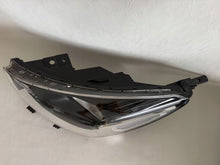 Load image into Gallery viewer, Frontscheinwerfer Kia Rio IV 92101H8 Links Scheinwerfer Headlight SCH2683079186gd