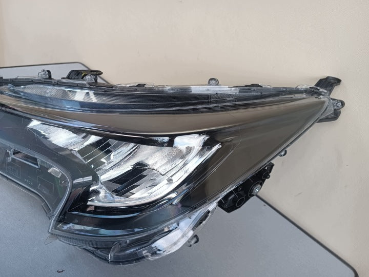 Frontscheinwerfer Toyota Corolla 81150-02S60 Links Scheinwerfer Headlight SCH2685131058yu
