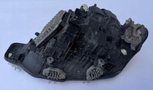 Laden Sie das Bild in den Galerie-Viewer, Frontscheinwerfer BMW F30 A8270318201 LED Rechts Scheinwerfer Headlight SCH2685617667jm