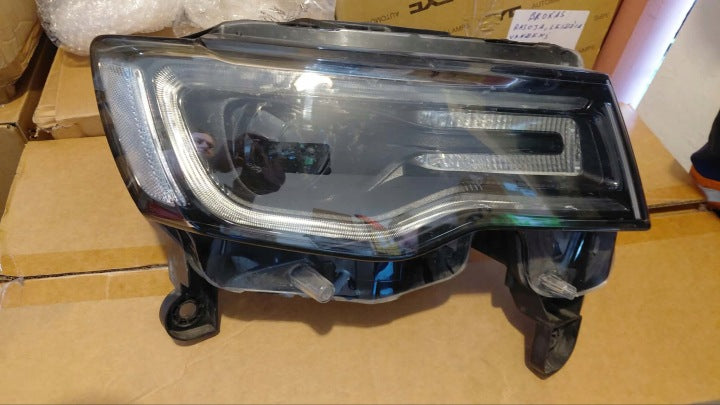 Frontscheinwerfer Jeep Grand Cherokee Wk2 68266664AG Rechts Headlight SCH2688116751vu