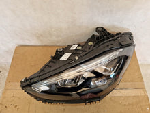 Laden Sie das Bild in den Galerie-Viewer, Frontscheinwerfer Mercedes-Benz A2069066104 Links Scheinwerfer Headlight SCH2688803530nj