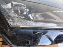 Load image into Gallery viewer, Frontscheinwerfer Skoda Octavia IV 5E4941016B Full LED Rechts Headlight SCH2690862136di