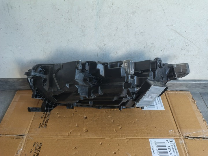 Frontscheinwerfer Skoda Octavia IV 5E4941016B Full LED Rechts Headlight SCH2690862136di