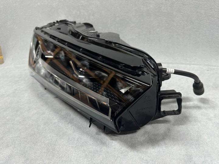 Frontscheinwerfer Skoda Superb 3P1941016B- Xenon Rechts Scheinwerfer Headlight SCH2691892253dr