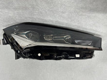 Laden Sie das Bild in den Galerie-Viewer, Frontscheinwerfer Skoda Superb 3P1941016B- Xenon Rechts Scheinwerfer Headlight SCH2691892253dr