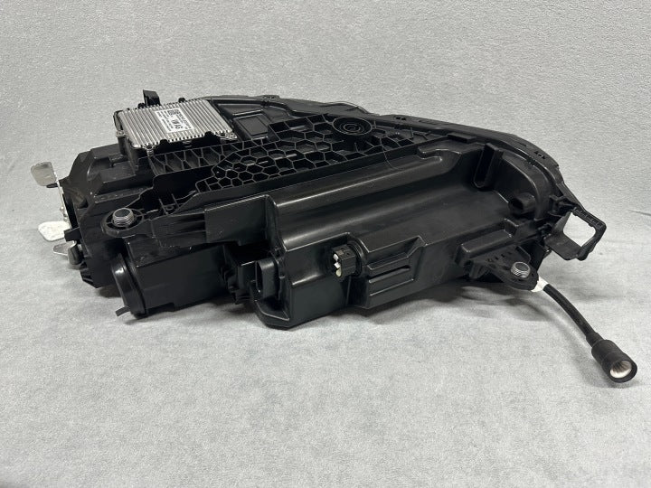 Frontscheinwerfer Skoda Superb 3P1941016B- Xenon Rechts Scheinwerfer Headlight SCH2691892253dr