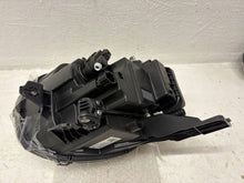 Laden Sie das Bild in den Galerie-Viewer, Frontscheinwerfer Nissan Juke 260606PM0A 89914387 Links Scheinwerfer Headlight SCH2694328846cl