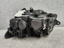Laden Sie das Bild in den Galerie-Viewer, Frontscheinwerfer VW Transporter 7L1941774 LED Rechts Scheinwerfer Headlight SCH2704147483rr
