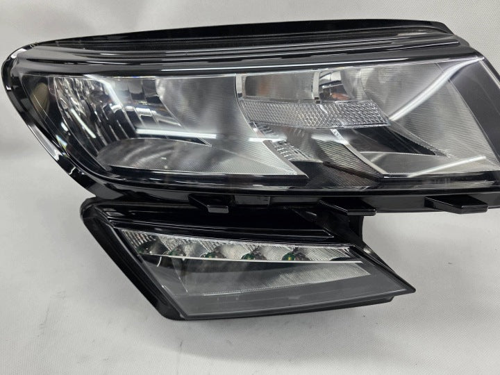 Frontscheinwerfer Skoda Kodiaq 566941016B Rechts Scheinwerfer Headlight SCH2704760419sy