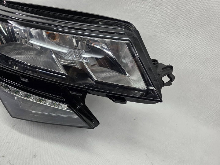 Frontscheinwerfer Skoda Kodiaq 566941016B Rechts Scheinwerfer Headlight SCH2704760419sy