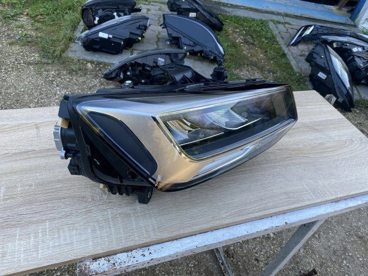 Frontscheinwerfer Audi Q2 81A941012C Rechts Scheinwerfer Headlight SCH2707934351zz