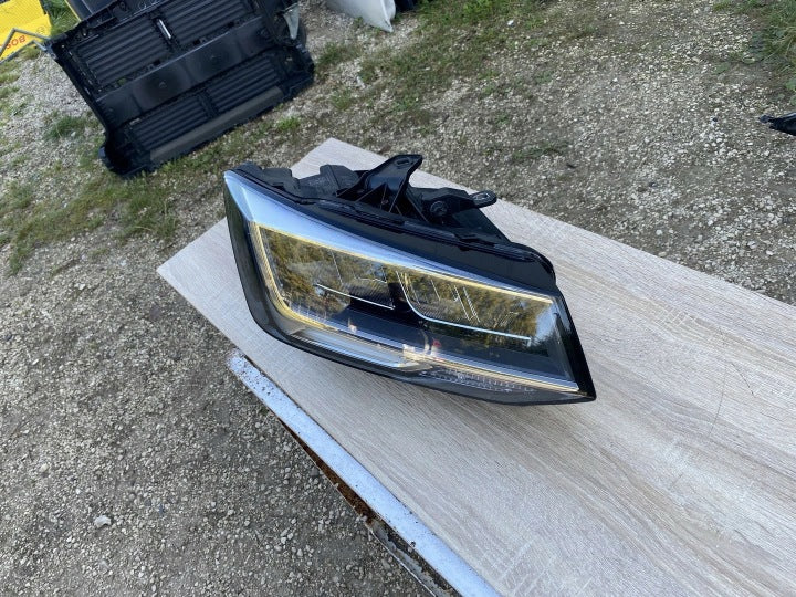 Frontscheinwerfer Audi Q2 81A941012C Rechts Scheinwerfer Headlight SCH2707934351zz