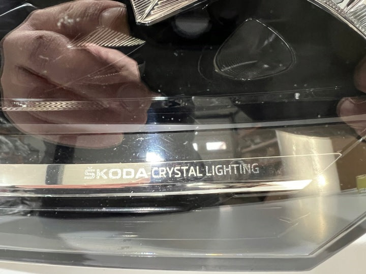 Frontscheinwerfer Skoda Octavia IV 5E4941015 LED Links Scheinwerfer Headlight SCH2710725726ed
