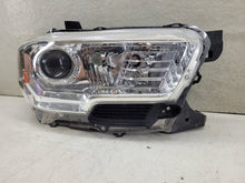 Load image into Gallery viewer, Frontscheinwerfer Toyota Tacoma KOL22347 Rechts Scheinwerfer Headlight SCH2711245953rw