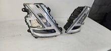 Laden Sie das Bild in den Galerie-Viewer, Frontscheinwerfer Volvo A2069064703 24056515 LED Ein Satz Scheinwerfer Headlight SCH2715064853hq