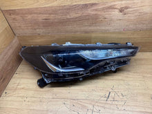 Load image into Gallery viewer, Frontscheinwerfer Toyota Corolla 9116991 Rechts Scheinwerfer Headlight SCH2716122452uv