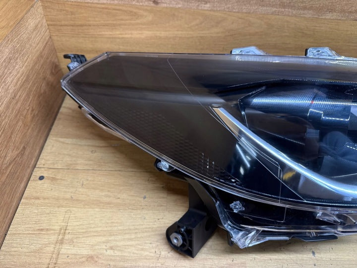 Frontscheinwerfer Toyota Corolla 9116991 Rechts Scheinwerfer Headlight SCH2716122452uv