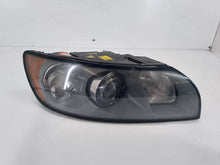 Load image into Gallery viewer, Frontscheinwerfer Volvo V50 30744682 Rechts Scheinwerfer Headlight SCH2717908235zt