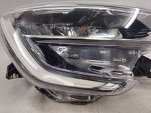 Laden Sie das Bild in den Galerie-Viewer, Frontscheinwerfer Renault Arkana 260107780R Rechts Scheinwerfer Headlight SCH2719836744rv