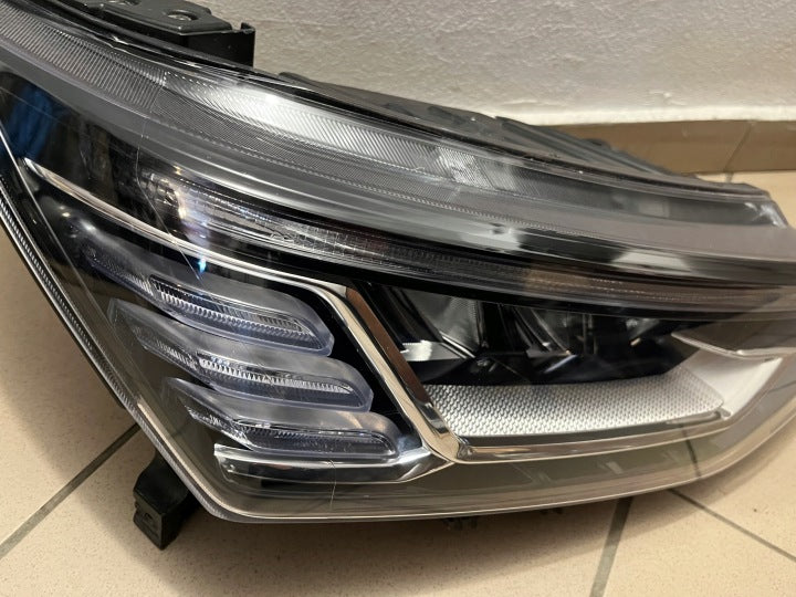 Frontscheinwerfer Ssangyong Korando 83102-37201 Full LED Rechts Headlight SCH2720277991zk