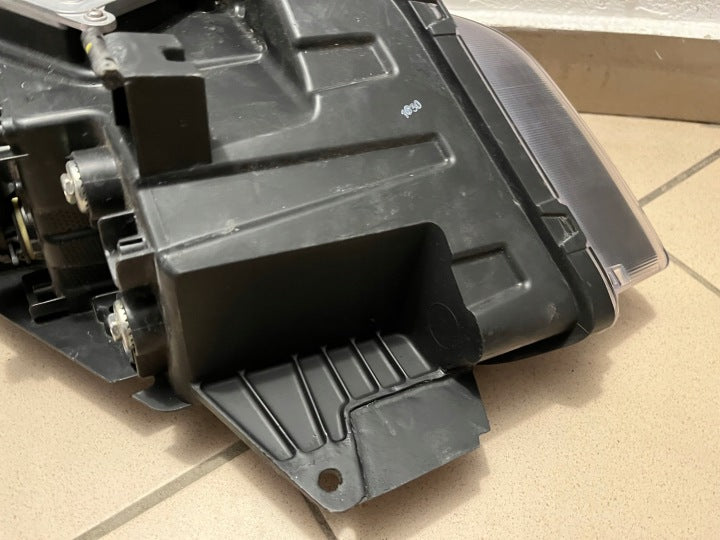 Frontscheinwerfer Ssangyong Korando 83102-37201 Full LED Rechts Headlight SCH2720277991zk