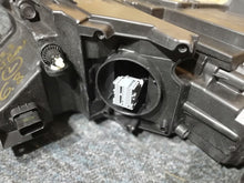Laden Sie das Bild in den Galerie-Viewer, Frontscheinwerfer Citroën Ds3 9820840780 LED Links Scheinwerfer Headlight SCH2728028405st
