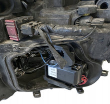 Load image into Gallery viewer, Frontscheinwerfer Opel Vectra C 13170934 89312441 Rechts Scheinwerfer Headlight SCH2729301773lv