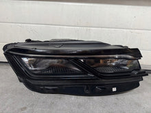 Laden Sie das Bild in den Galerie-Viewer, Frontscheinwerfer VW Touareg 761941081A Ein Satz Scheinwerfer Headlight SCH2729984085xw