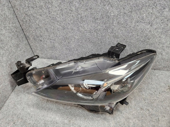 Frontscheinwerfer Mazda III GRF5-51040 Links Scheinwerfer Headlight SCH2731292966sr