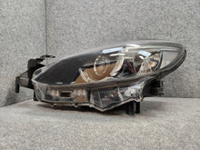 Laden Sie das Bild in den Galerie-Viewer, Frontscheinwerfer Mazda III GRF5-51040 Links Scheinwerfer Headlight SCH2731292966sr