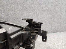 Laden Sie das Bild in den Galerie-Viewer, Frontscheinwerfer Mazda III GRF5-51040 Links Scheinwerfer Headlight SCH2731292966sr