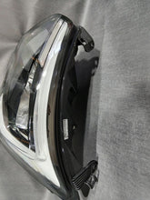 Laden Sie das Bild in den Galerie-Viewer, Frontscheinwerfer Renault Master I 260607867R Links Scheinwerfer Headlight SCH2736788773ll