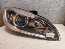 Load image into Gallery viewer, Frontscheinwerfer Volvo V60 S60 31420254 Rechts Scheinwerfer Headlight SCH2739903330hj